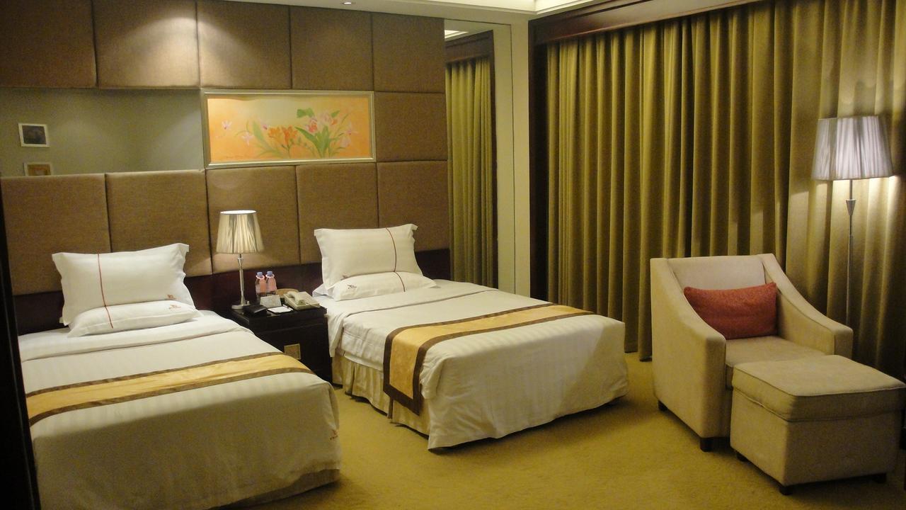 Harbour Metropolis Hotell Foshan Exteriör bild
