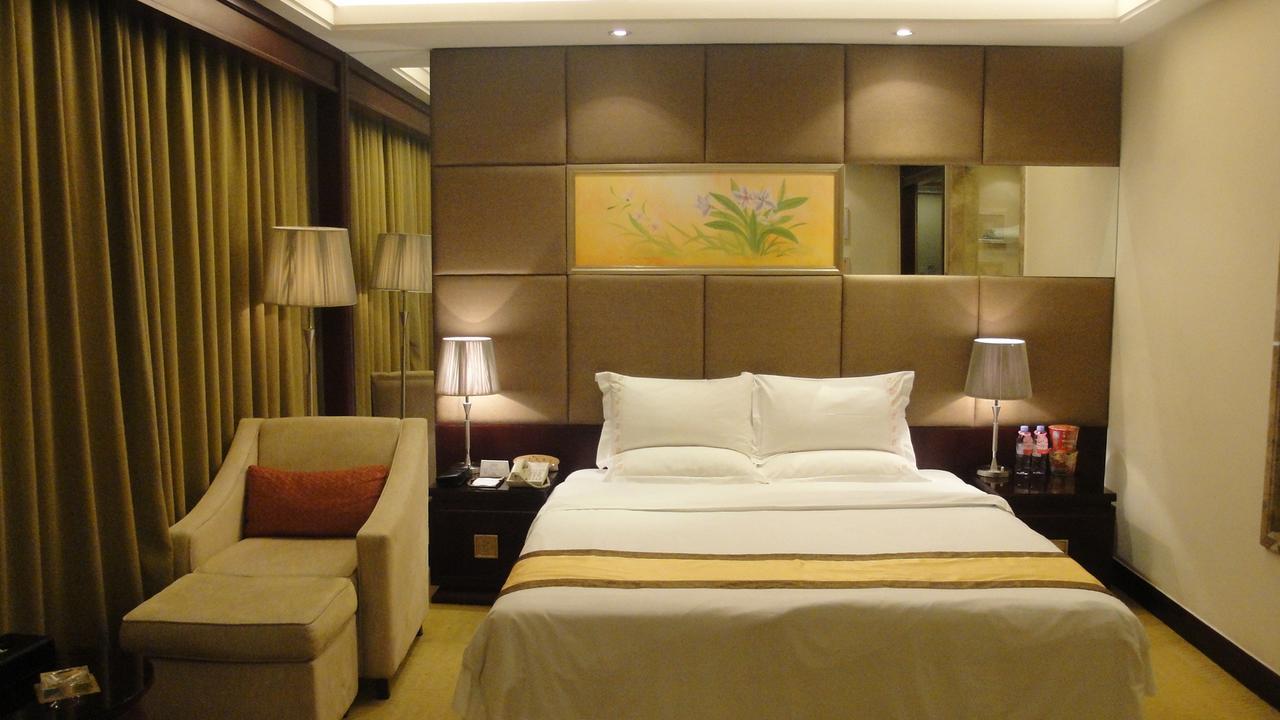 Harbour Metropolis Hotell Foshan Exteriör bild